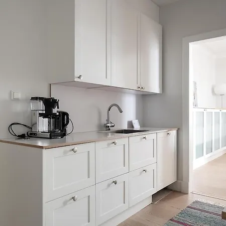 Viihtyisae Kaksio Etu-toeoeloessae * Ελσίνκι