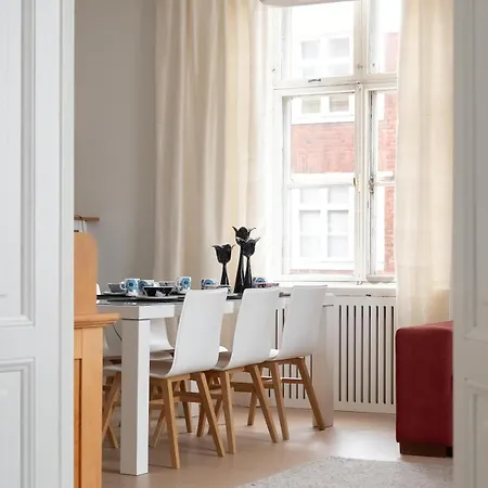Viihtyisae Kaksio Etu-toeoeloessae Apartamento Helsinki
