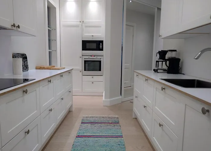 Daire Viihtyisae Kaksio Etu-toeoeloessae Helsinki