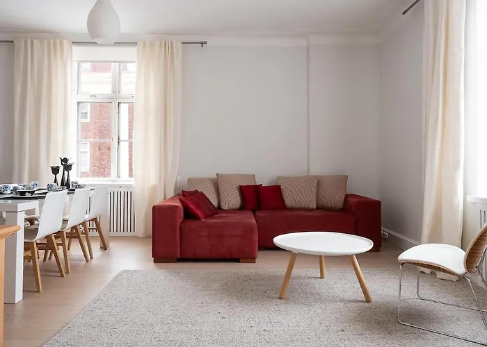 Viihtyisae Kaksio Etu-toeoeloessae * Helsinki